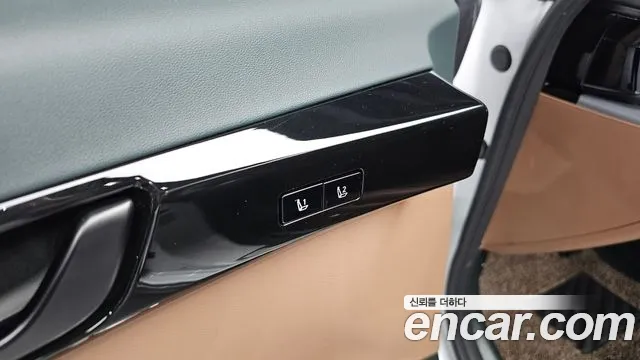 Hyundai Grandeur GN7 — Фото автомобиля 27