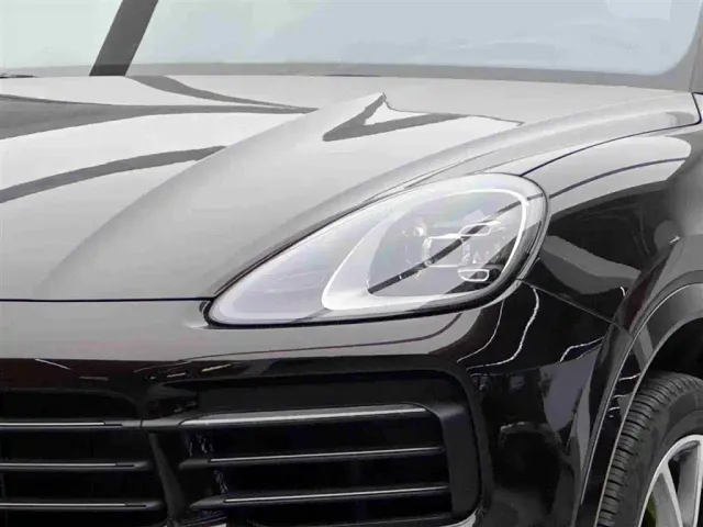 Porsche Cayenne — Фото автомобиля 3