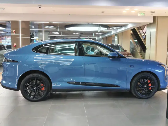 IM Motors LS6 — Фото автомобиля 6