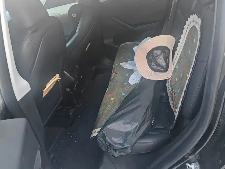 Tesla Model Y 2022 Facelift Rear-Wheel Drive Version — Фото автомобиля 11