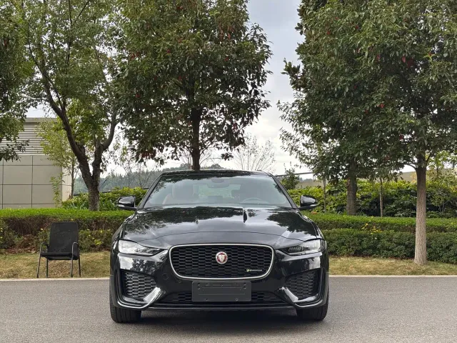 Jaguar XEL — Фото автомобиля 2