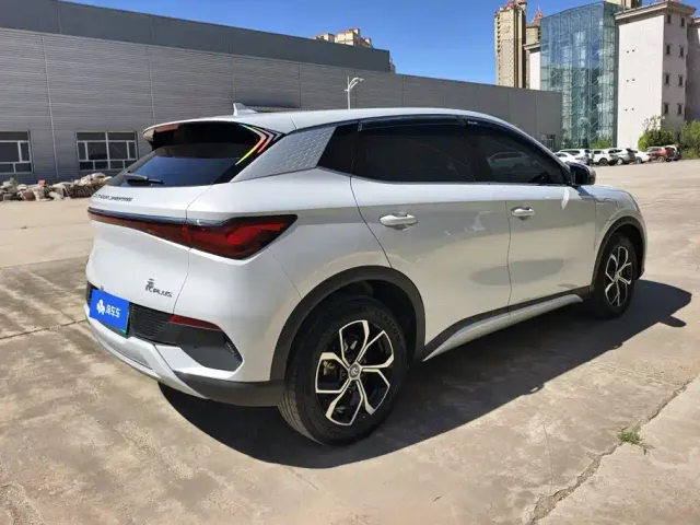 BYD Yuan PLUS — Фото автомобиля 3