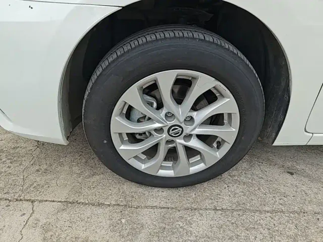 Nissan Sylphy — Фото автомобиля 22