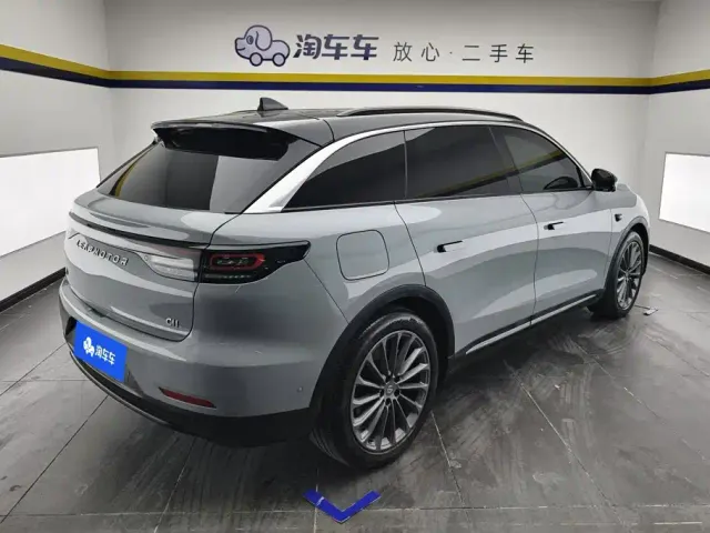 Leapmotor C11 — Фото автомобиля 3