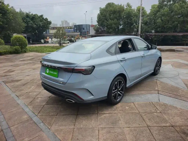 Geely Binrui — Фото автомобиля 6