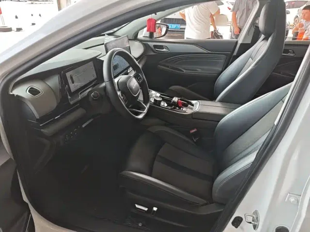 GAC Aion S Plus — Фото автомобиля 14