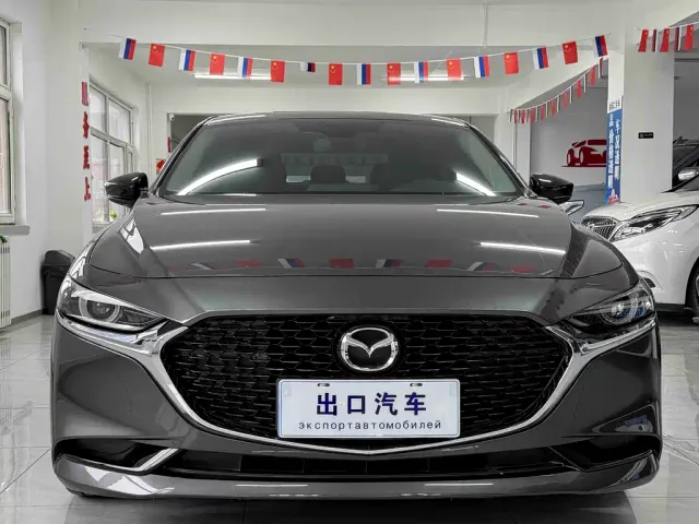 Mazda Axela — Фото автомобиля 2