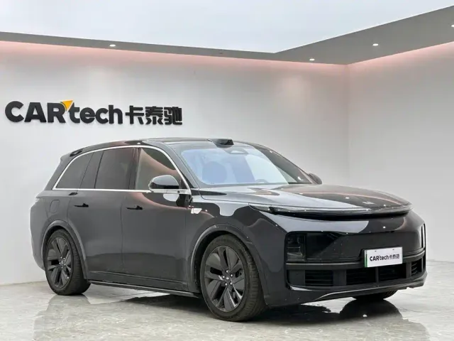 Li Auto L8 — Фото автомобиля 6