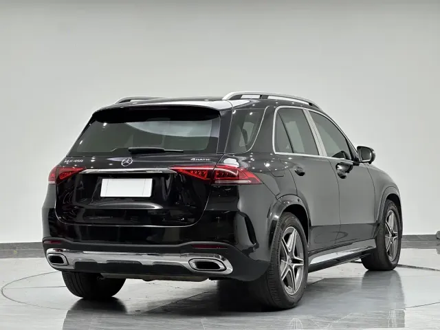 Mercedes-Benz GLE-Class — Фото автомобиля 8