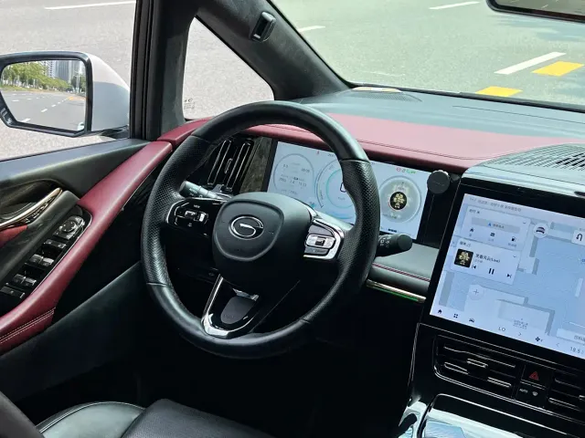 GAC Trumpchi M8 — Фото автомобиля 12
