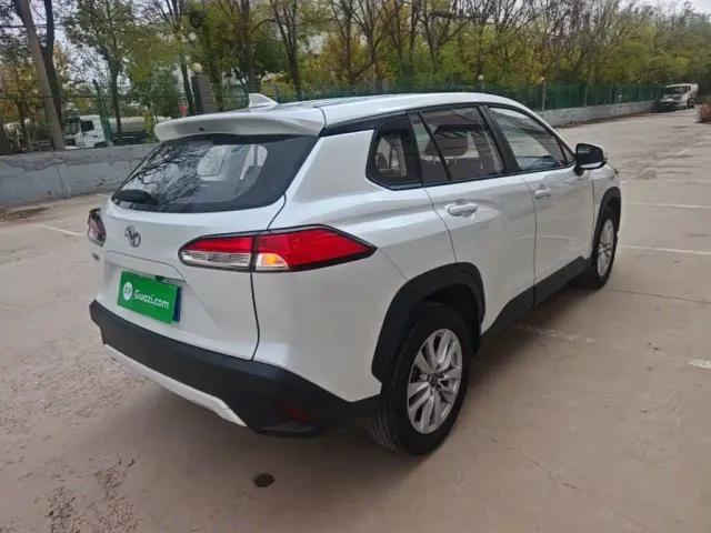 Toyota Corolla Cross — Фото автомобиля 6