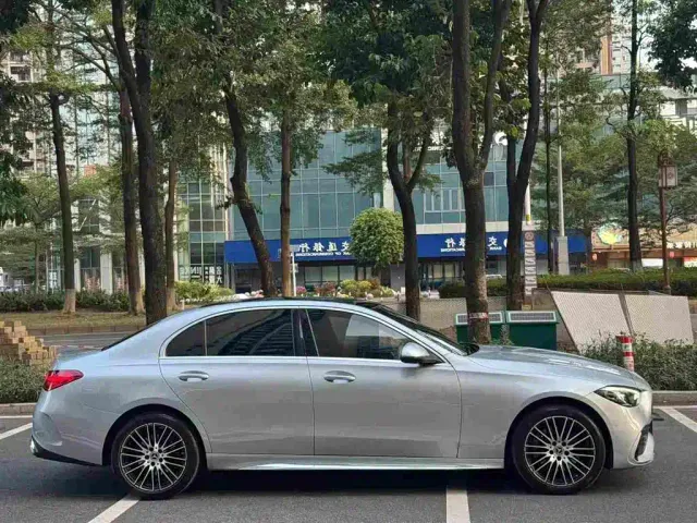 Mercedes-Benz C-Class — Фото автомобиля 4