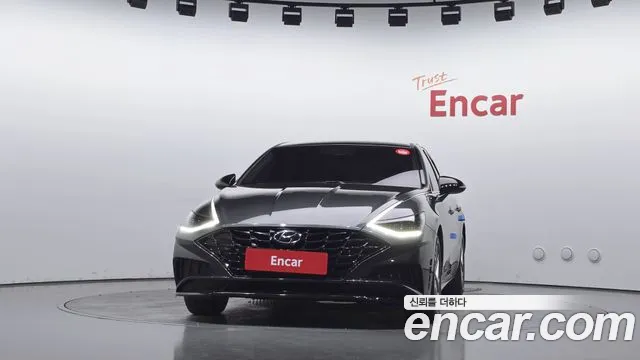 Hyundai Sonata — Фото автомобиля 3