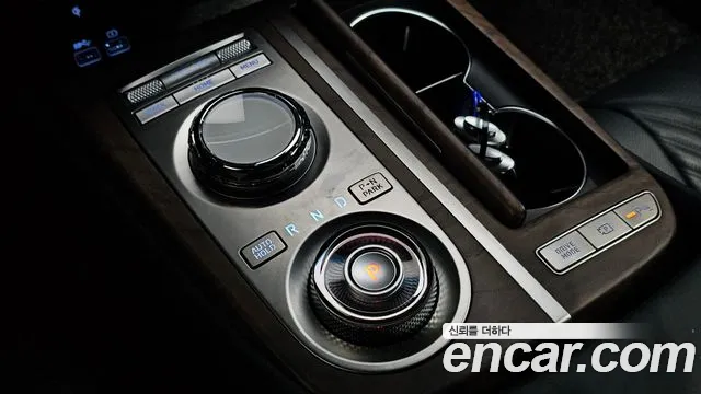 Genesis G80 RG3 — Фото автомобиля 12