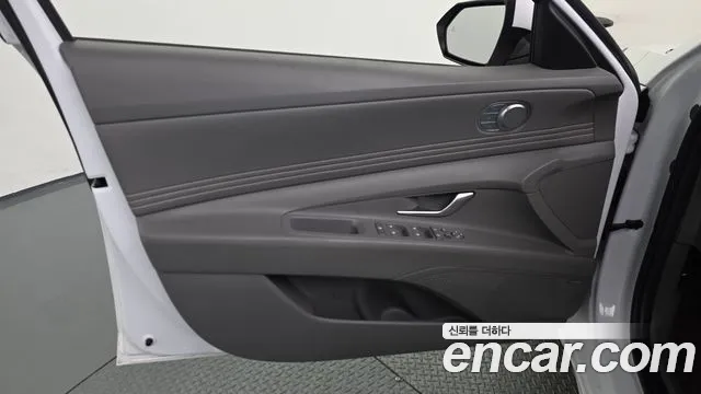 Hyundai Avante — Фото автомобиля 13