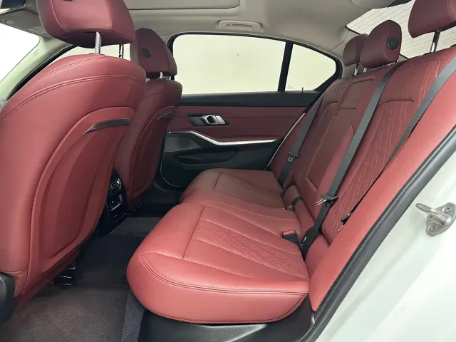 BMW 3 Series — Фото автомобиля 20