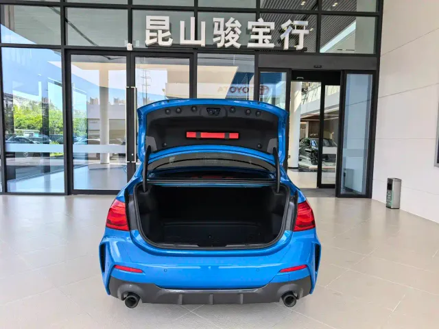 BMW 1 Series — Фото автомобиля 10