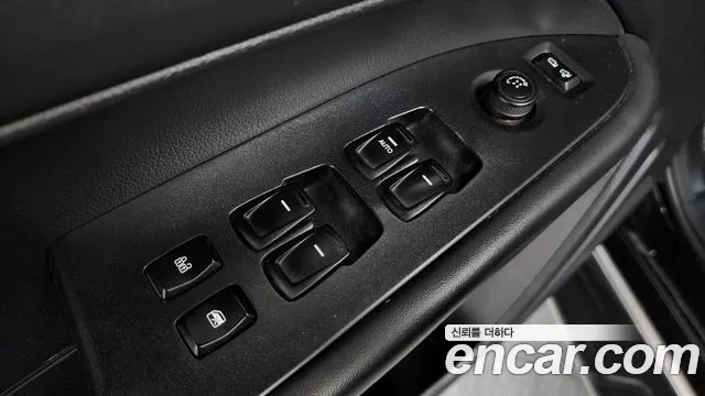 KG_Mobility_Ssangyong Rexton Новый Rexton Sport Дизель 2.2 4WD — Фото автомобиля 29