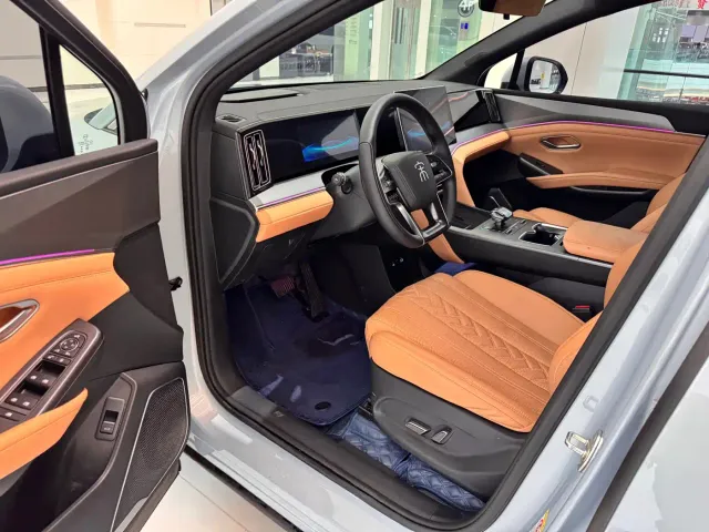 BYD Song L DM-i — Фото автомобиля 4