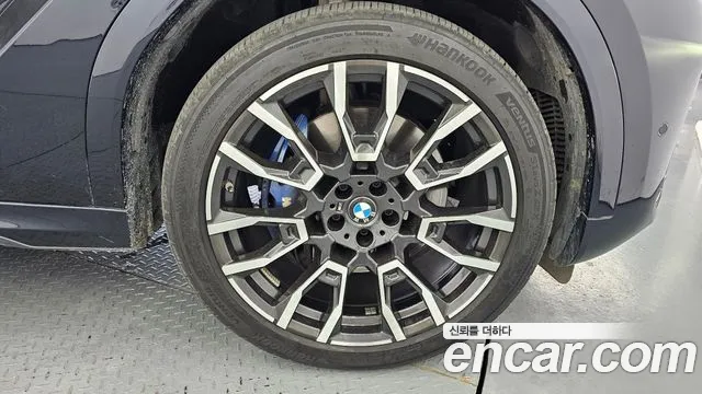 BMW X6 xDrive40i M Sport — Фото автомобиля 5