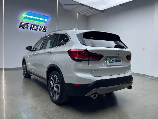 BMW X1 — Фото автомобиля 8