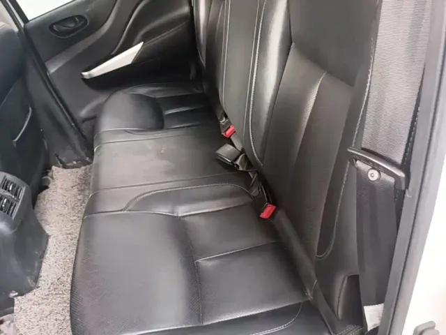 Nissan Navara — Фото автомобиля 16