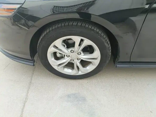 Honda Accord — Фото автомобиля 24