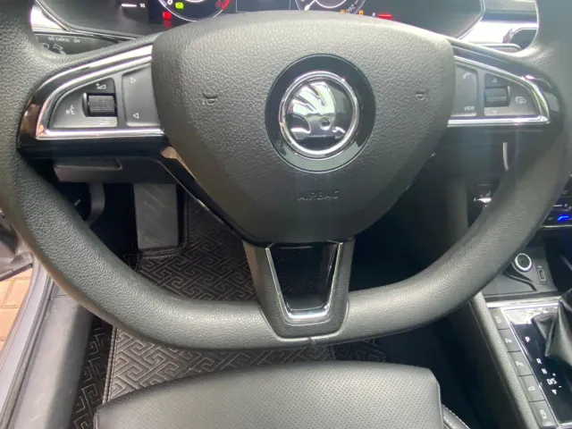 Skoda Superb — Фото автомобиля 16