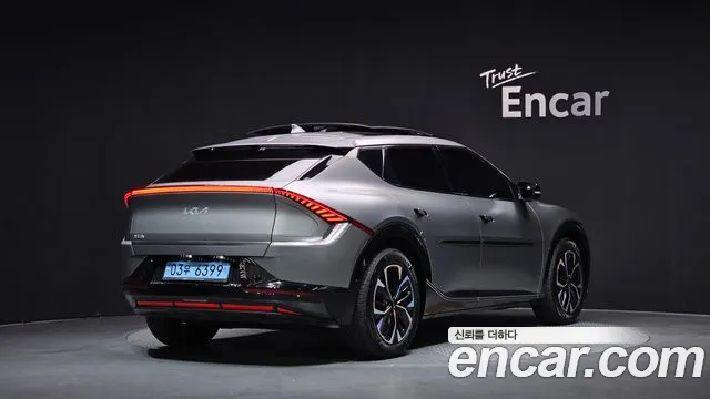 Kia EV6 — Фото автомобиля 2