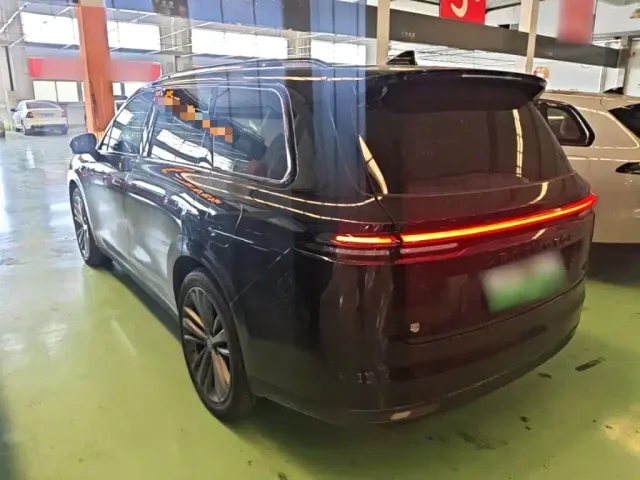 Leapmotor C16 — Фото автомобиля 4