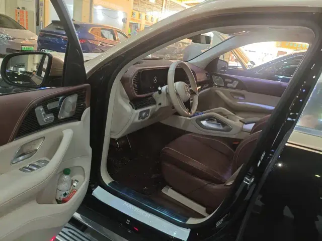 Mercedes-Benz Maybach GLS — Фото автомобиля 3