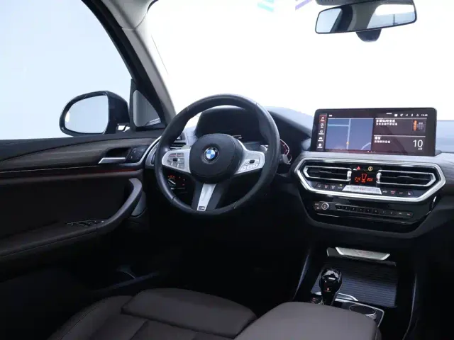 BMW X3 — Фото автомобиля 14