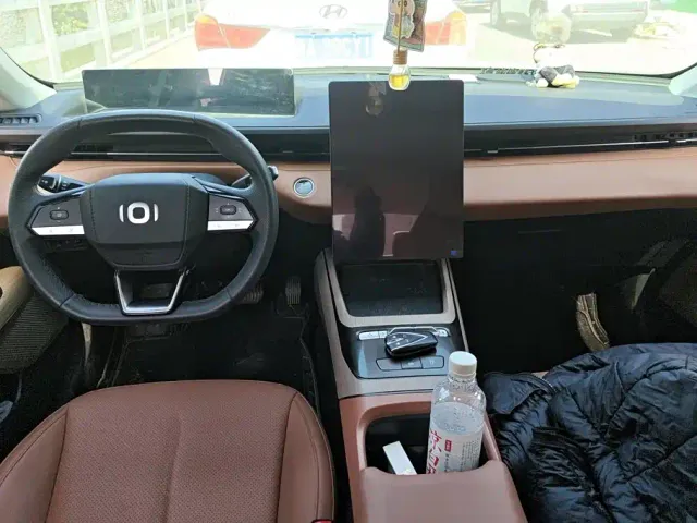 Changan Qiyuan A05 — Фото автомобиля 12