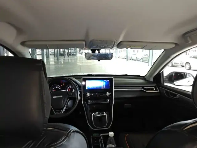 Haval M6 — Фото автомобиля 17