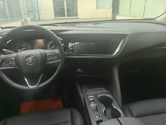 Buick Envision Plus — Фото автомобиля 8