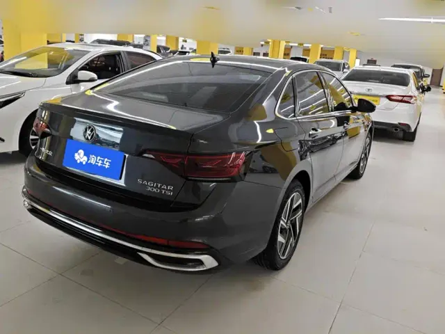 Volkswagen Sagitar — Фото автомобиля 3