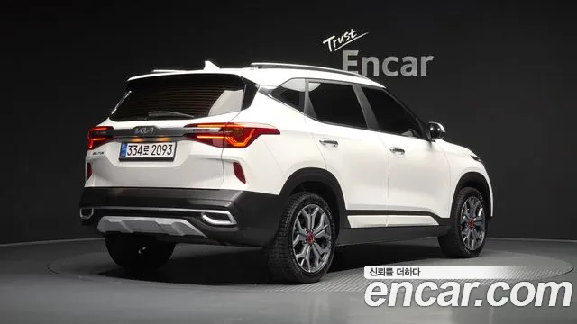 Kia Seltos — Фото автомобиля 2
