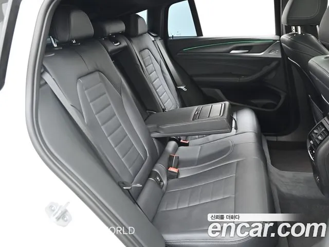 BMW X4 xDrive20i M Sport Pro Special Edition — Фото автомобиля 12