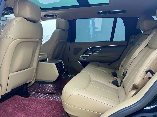 Land Rover Range Rover — Фото автомобиля 19