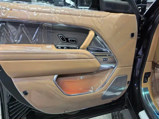 Land Rover Range Rover — Фото автомобиля 12