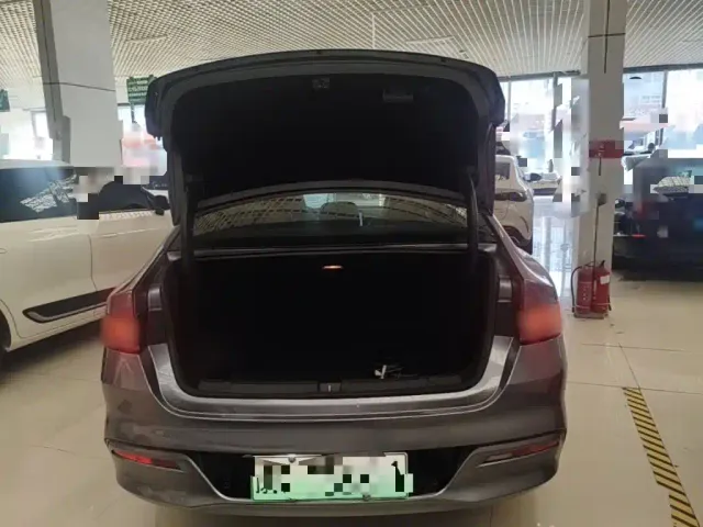 BYD Qin PLUS — Фото автомобиля 18