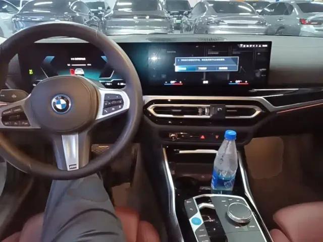 BMW i3 — Фото автомобиля 9
