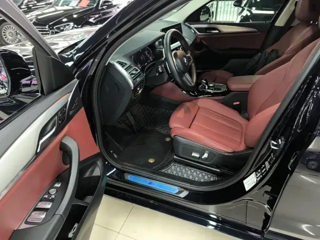 BMW X4 — Фото автомобиля 15