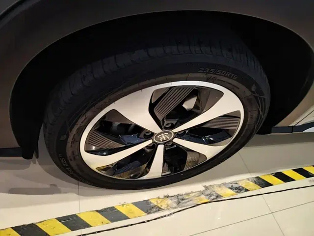 BYD Song PLUS — Фото автомобиля 22