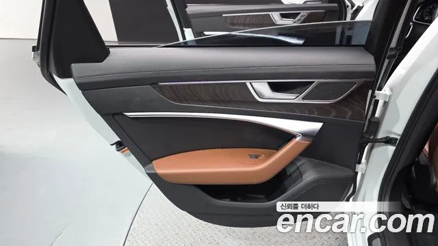 Audi A6 C8 — Фото автомобиля 14