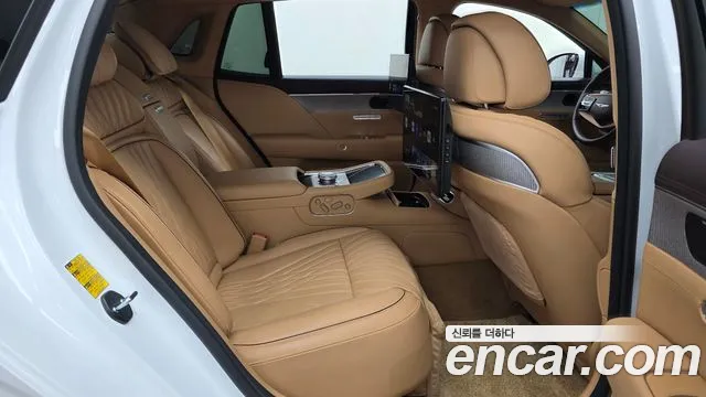 Genesis G90 — Фото автомобиля 10
