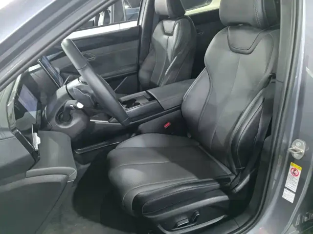 BYD Qin L — Фото автомобиля 14