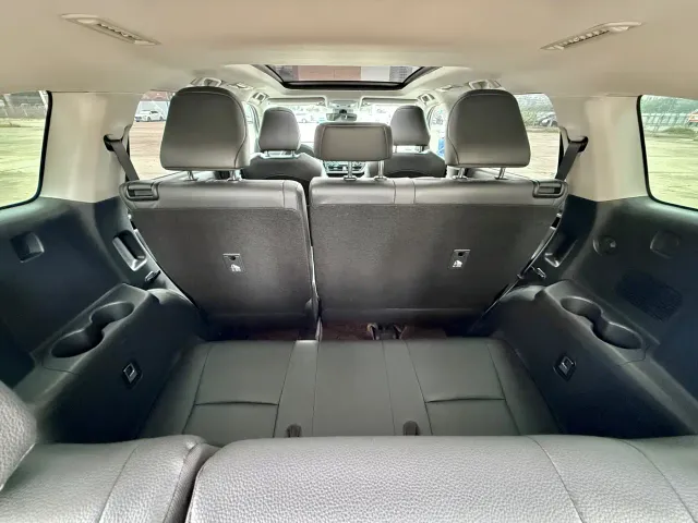 Toyota Highlander — Фото автомобиля 21
