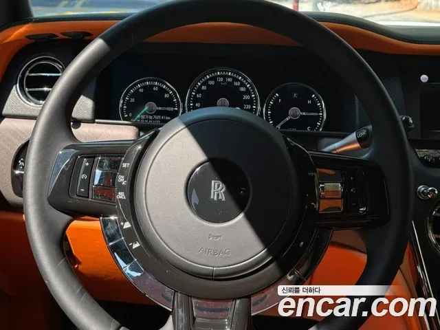 Rolls-Royce Cullinan — Фото автомобиля 8