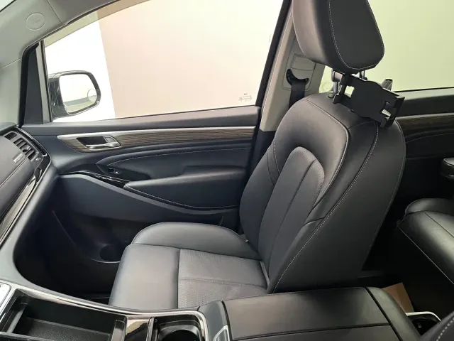 GAC Trumpchi M8 — Фото автомобиля 9